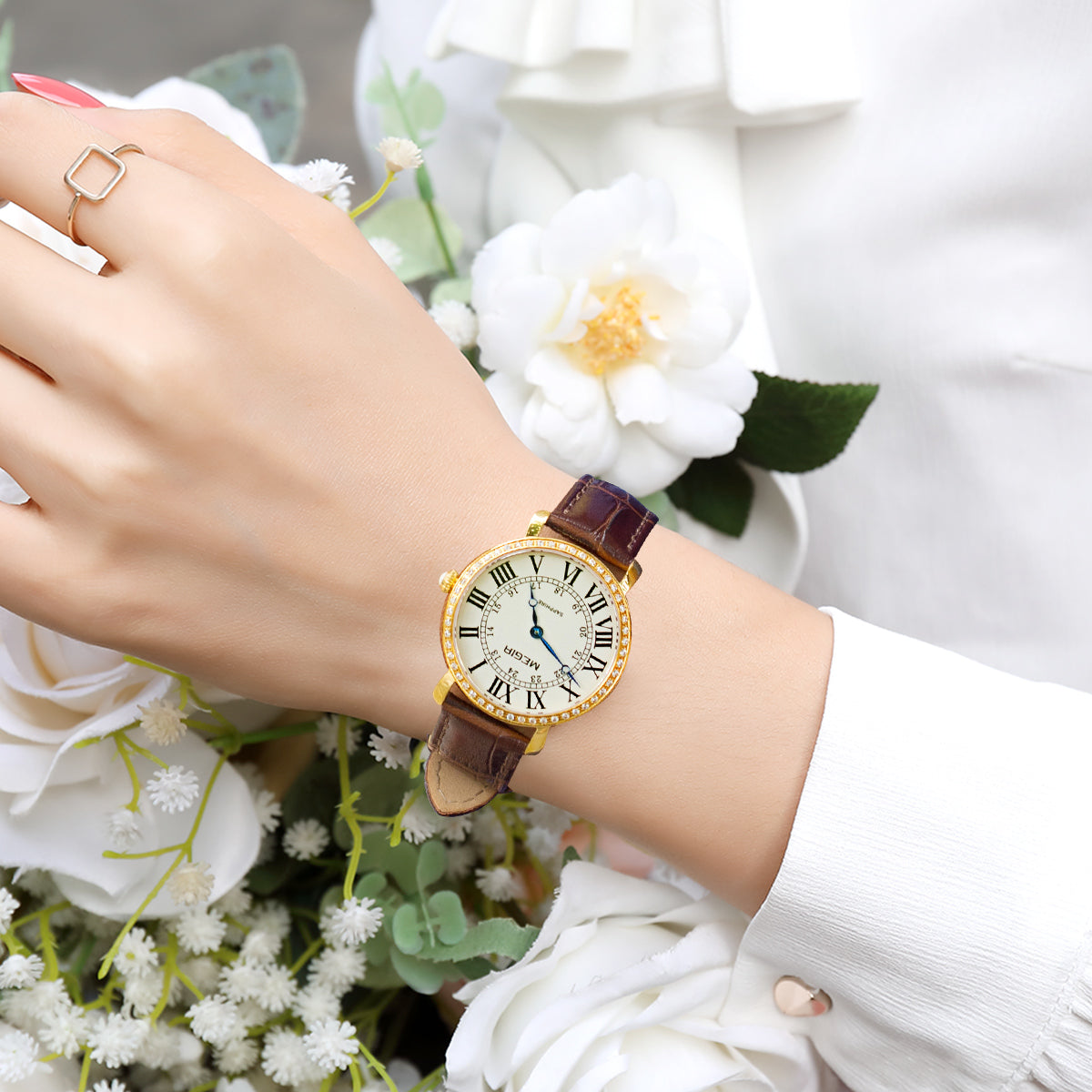 MEGIR Luxury Women Watch Business Ladies Fashion Quartz Bracelet Wrist Watches Casual Leather Band Dress Clock Montre Homme-2